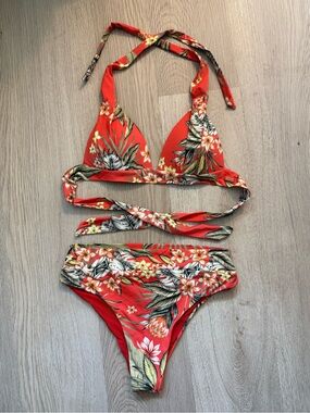 Banana Moon Bikini Set
